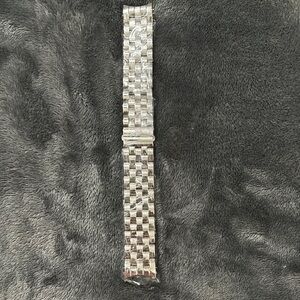 Michele Stainless Steel Band 20mm 5 link
For a Sport Sail watch…. NWOT